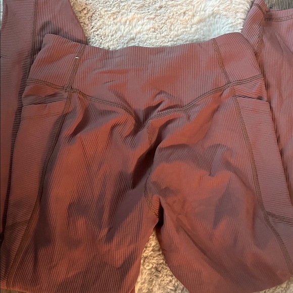 Old navy high rise ribbed leggings - Picture 3 of 5